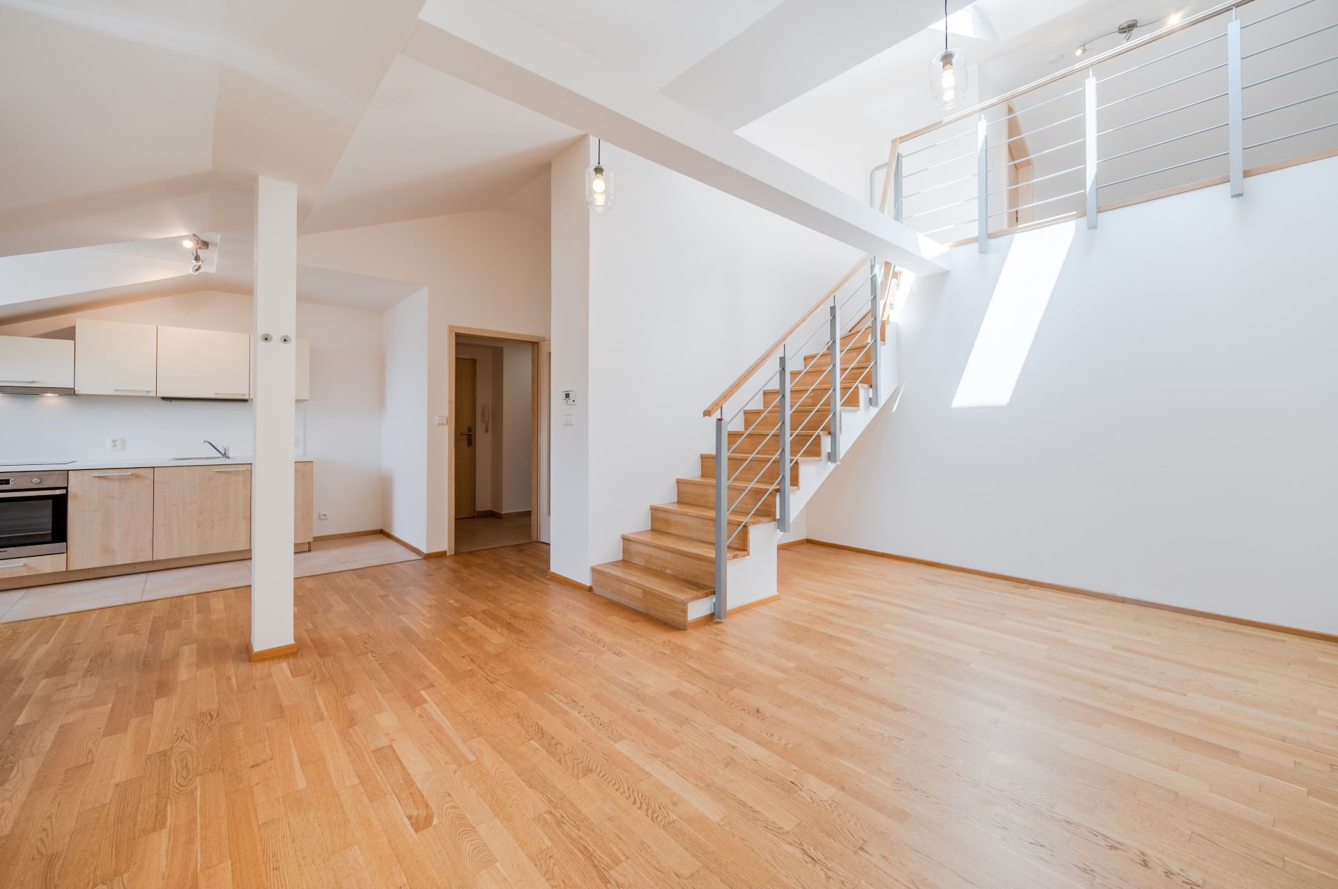 Pronájem bytu 4+kk, 125 m2, V lesíčku